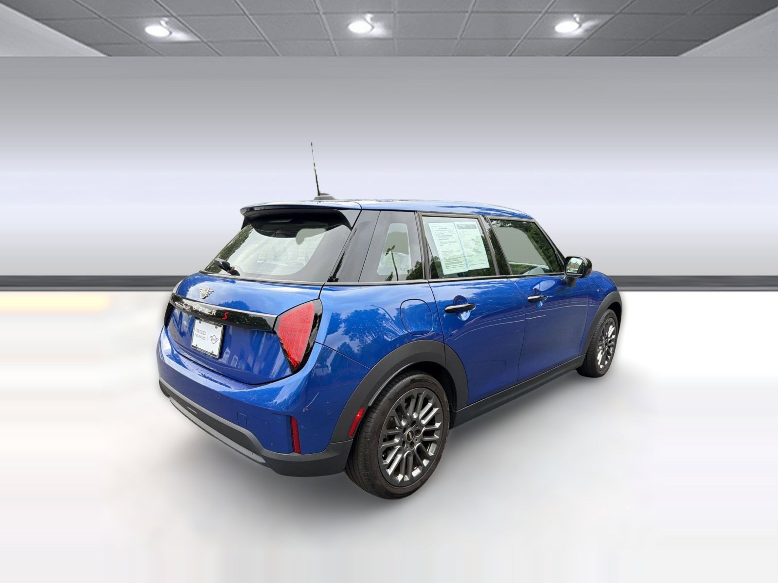 Certified 2025 MINI Cooper S FWD image 9