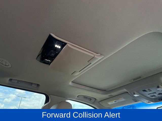 Used 2015 Cadillac Escalade ESV Luxury RWD image 16