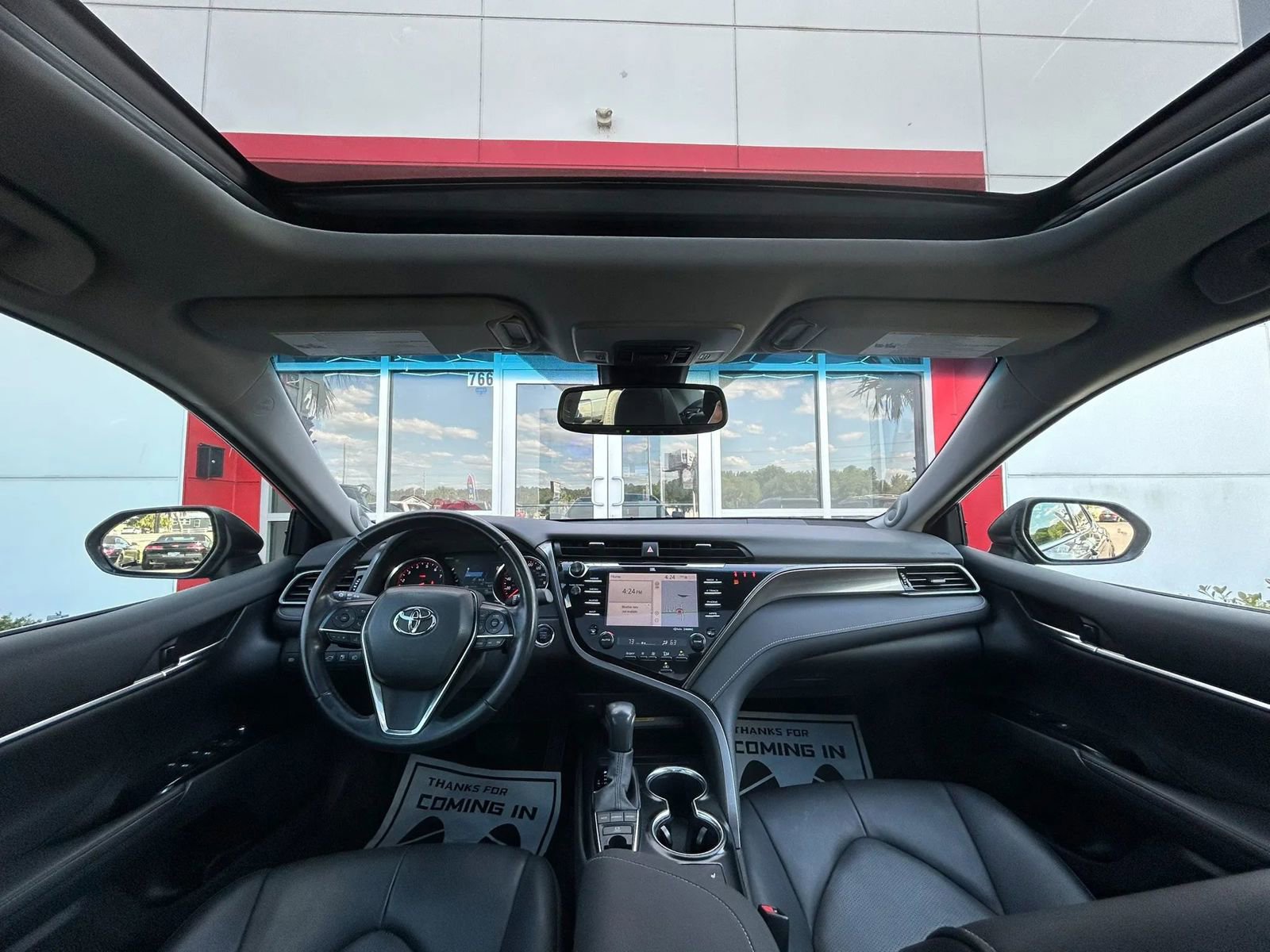Used 2020 Toyota Camry XSE w/ Navigation Package FWD image 9