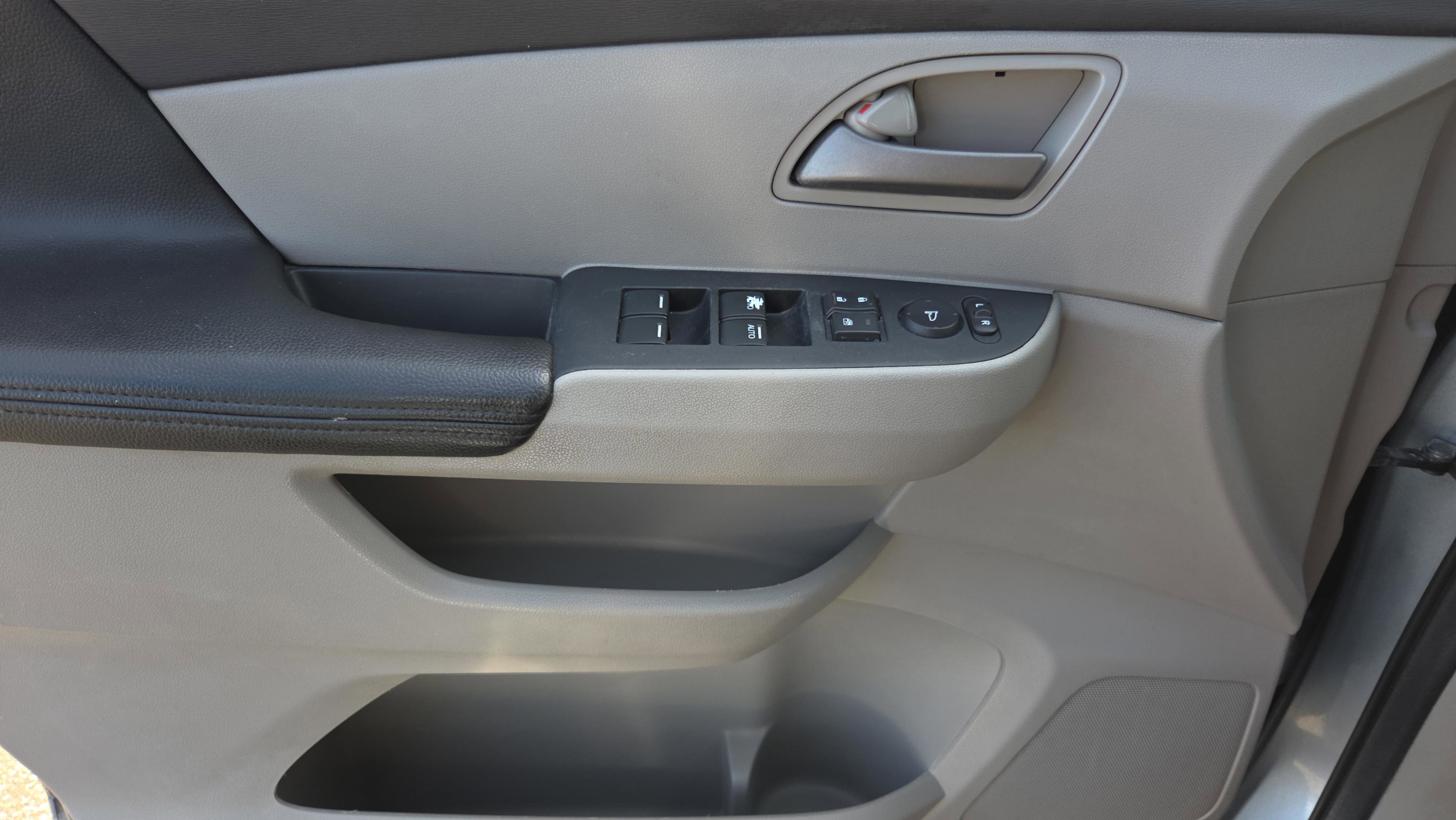 Used 2011 Honda Odyssey EX-L image 19