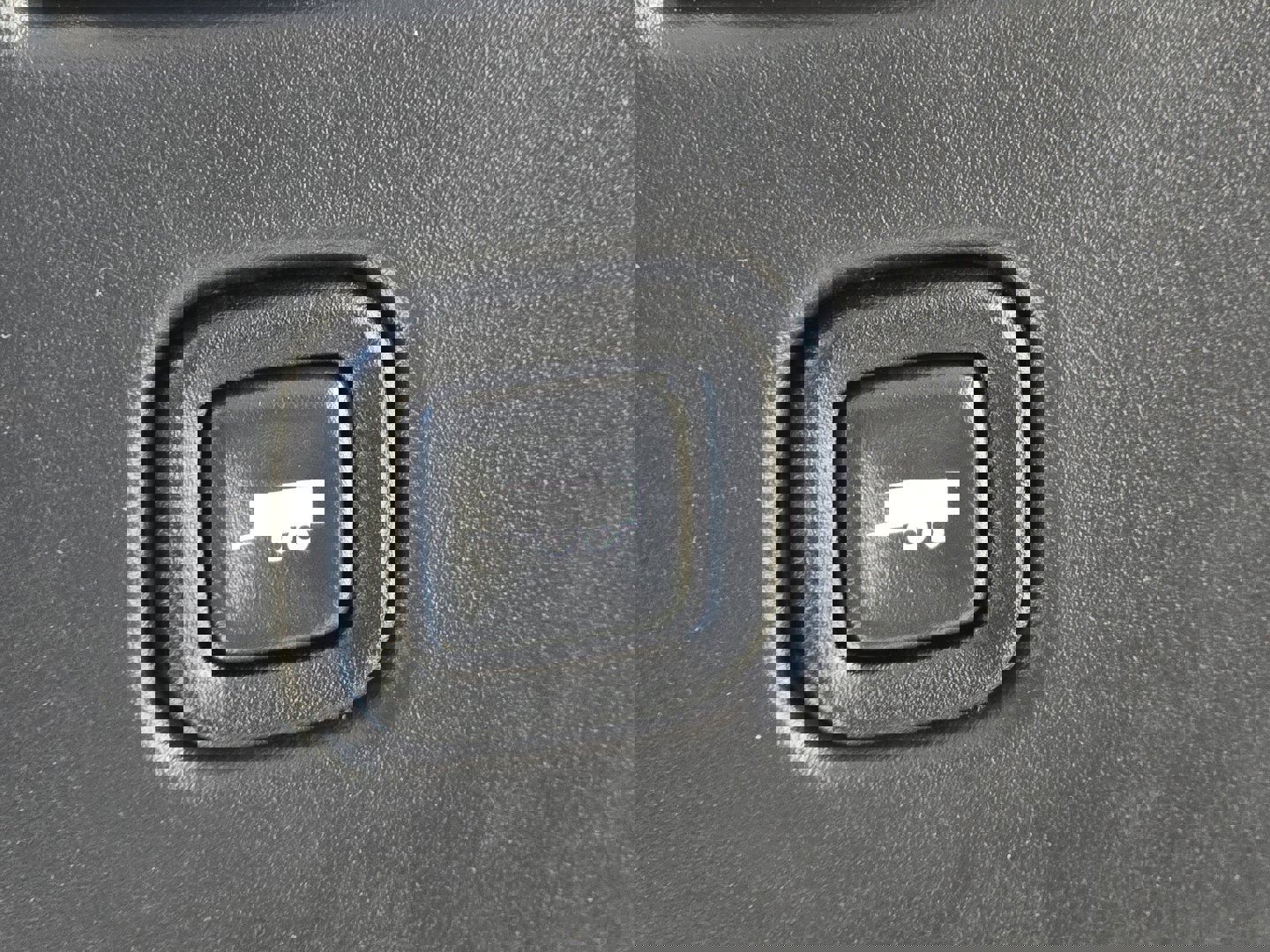 New 2026 Chevrolet Express 2500 w/ Driver Convenience Package RWD image 5