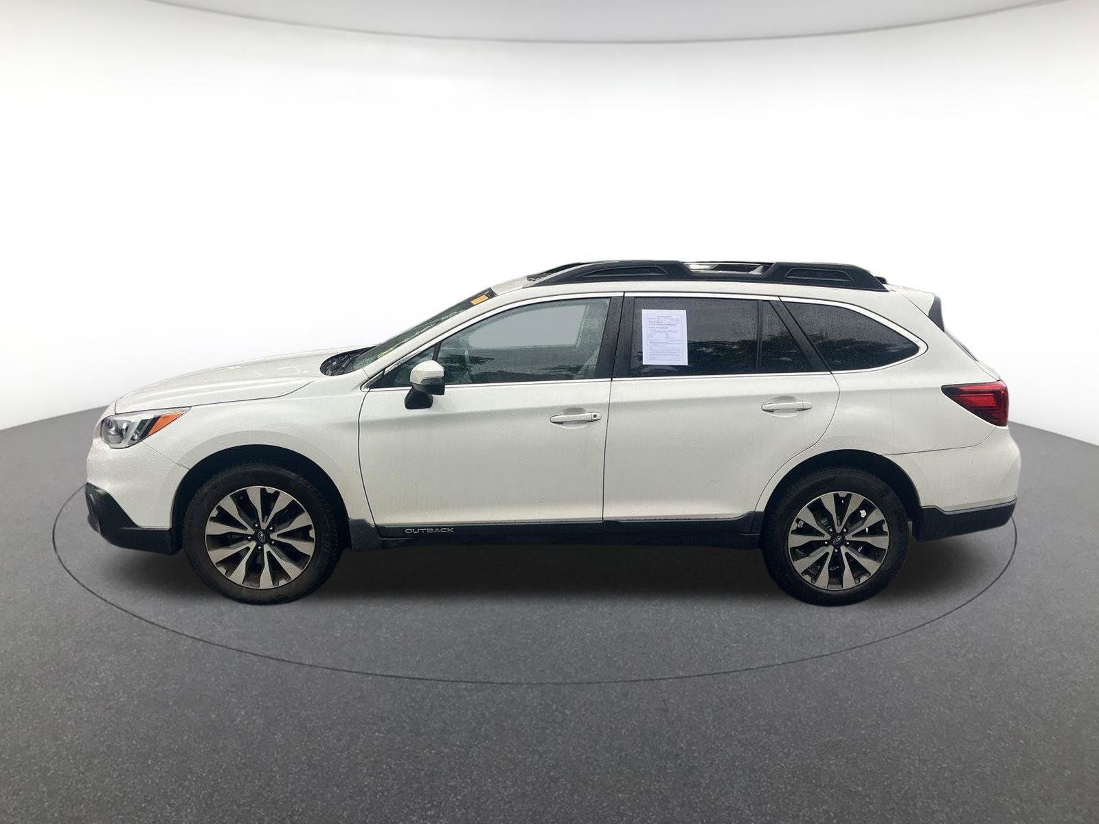 Used 2017 Subaru Outback 3.6R Limited AWD/4WD image 4
