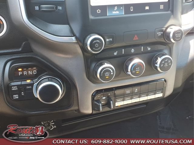 Used 2024 RAM 3500 Big Horn w/ Snow Chief Group AWD/4WD image 19