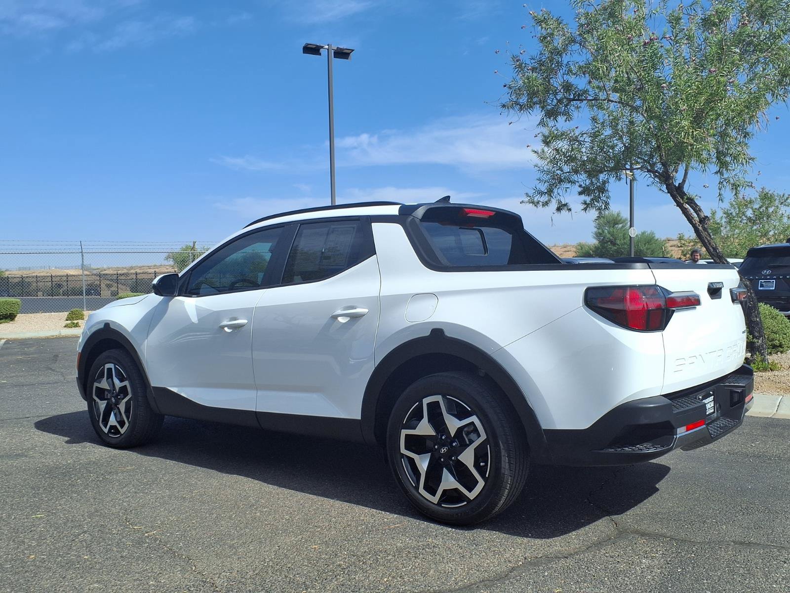 Certified 2024 Hyundai Santa Cruz Limited AWD/4WD image 4