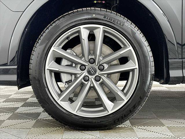 Certified 2025 Audi Q3 2.0T Premium w/ Convenience Package AWD/4WD image 29
