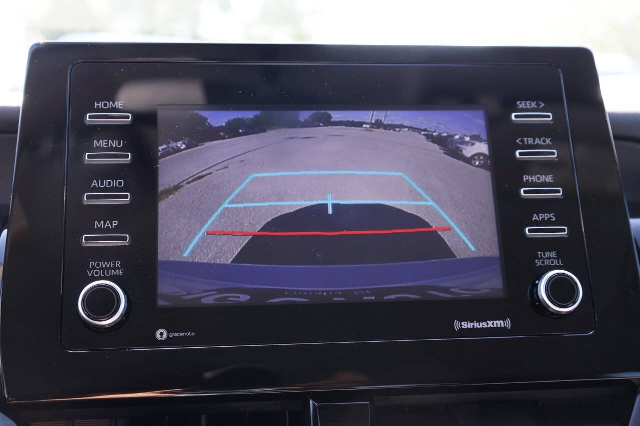 Used 2022 Toyota Camry LE FWD image 22
