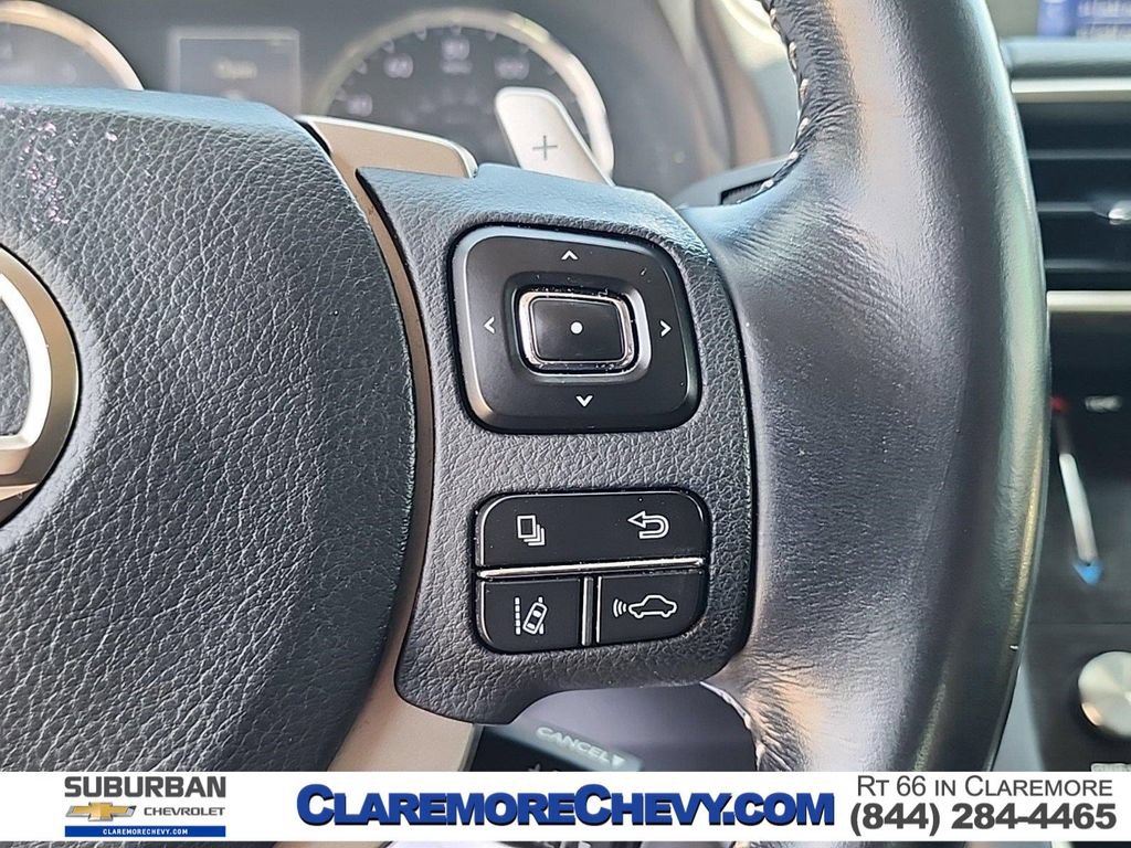Used 2017 Lexus IS 200t RWD image 15