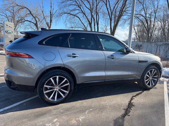 Used 2023 Jaguar F-PACE S image 4