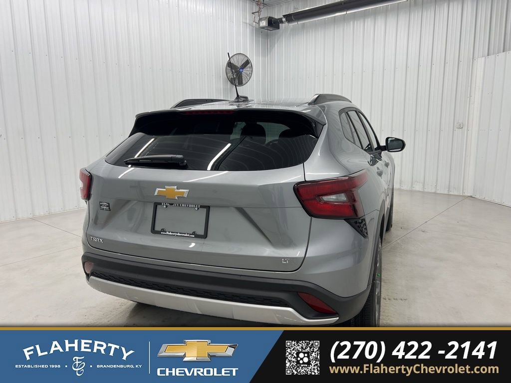 New 2026 Chevrolet Trax LT video 3