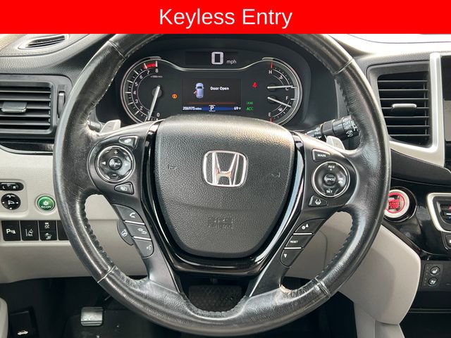 Used 2018 Honda Pilot Elite image 16