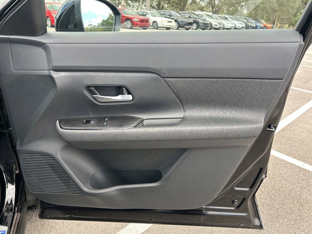 New 2026 Nissan Kicks SV w/ SV Premium Package FWD image 40
