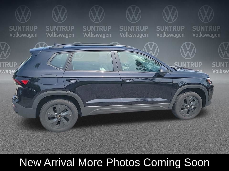 Used 2025 Volkswagen Taos S FWD image 2