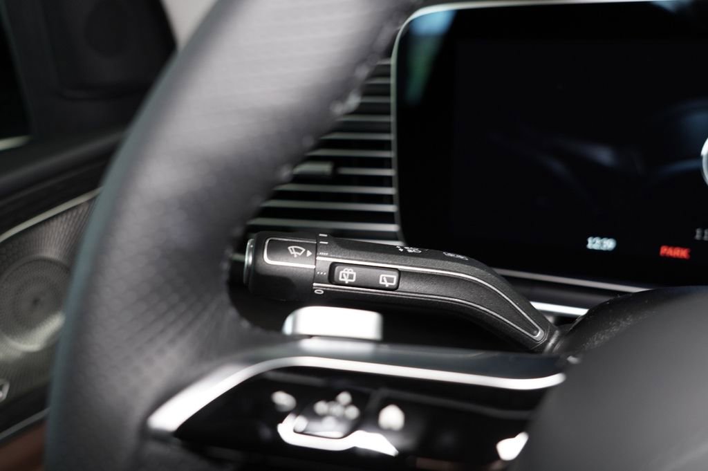 New 2026 Mercedes-Benz GLS 450 4MATIC image 21