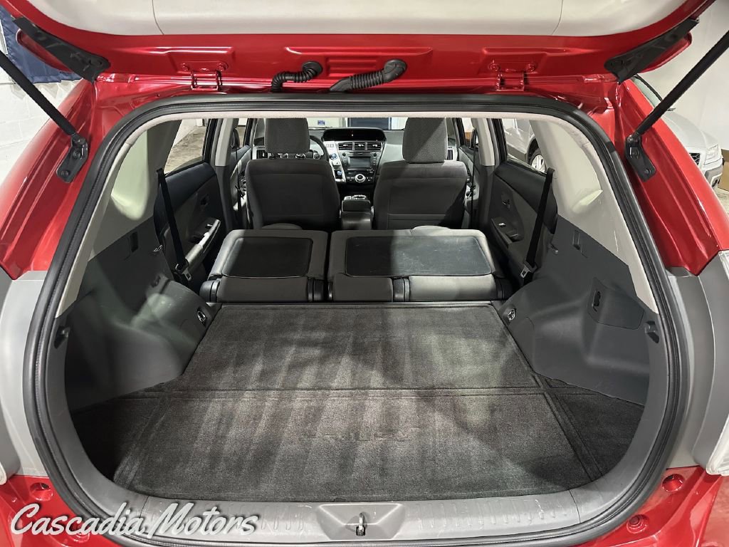 Used 2012 Toyota Prius V Three image 10