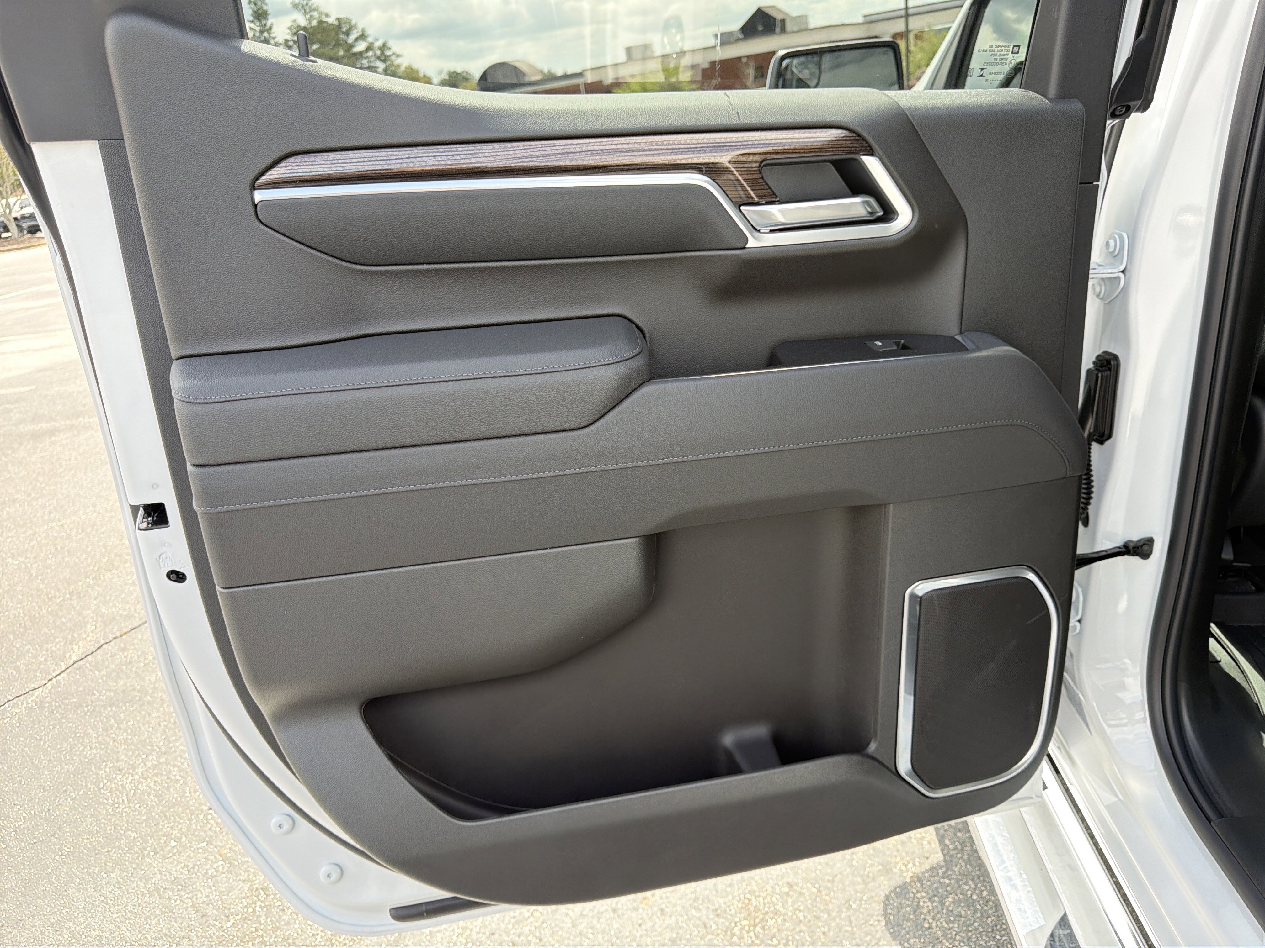 New 2026 Chevrolet Silverado 1500 LT w/ Z71 Off-Road Package image 19