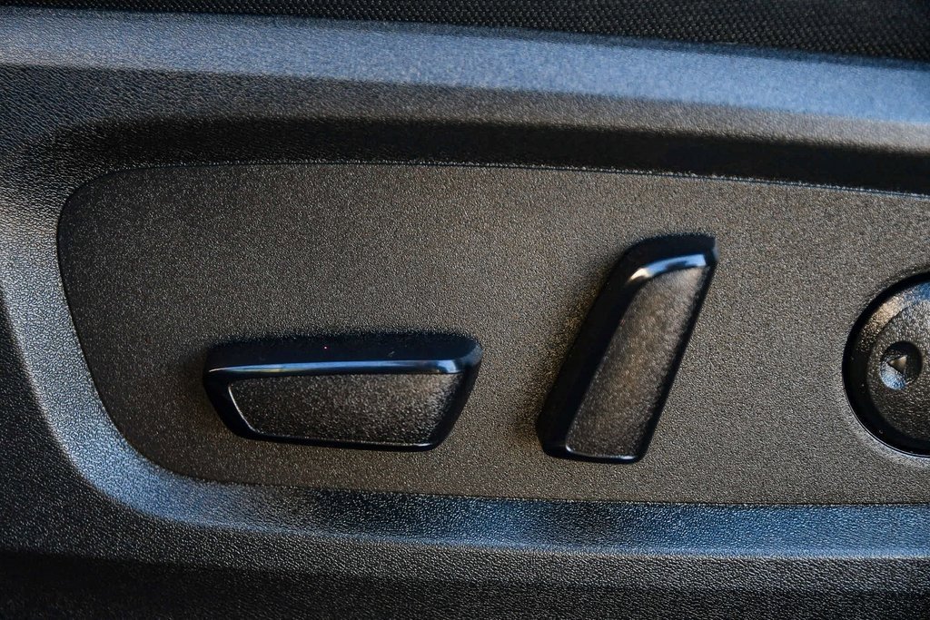 Used 2024 Nissan Pathfinder SV image 20