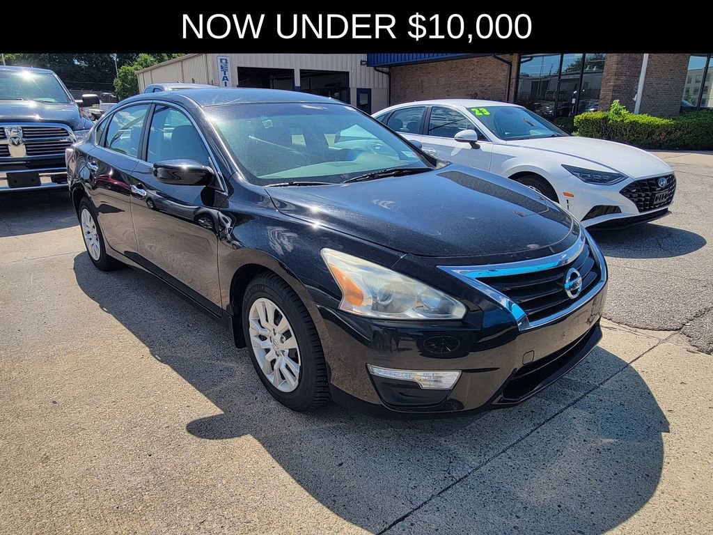 Used 2014 Nissan Altima 2.5 S w/ Display Audio Package FWD image 2