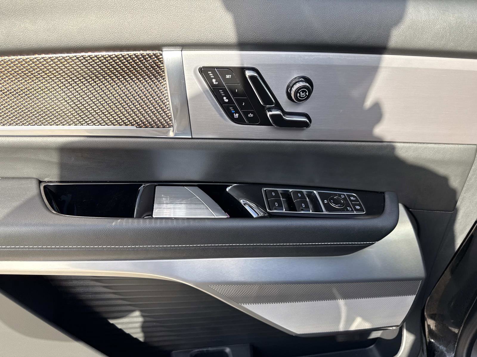 Used 2026 Cadillac Vistiq Luxury image 20