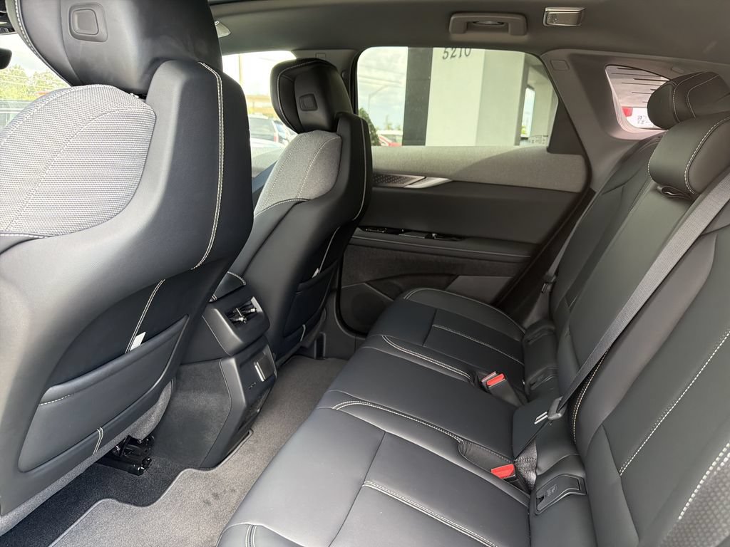 New 2027 Cadillac Optiq Luxury AWD/4WD image 20