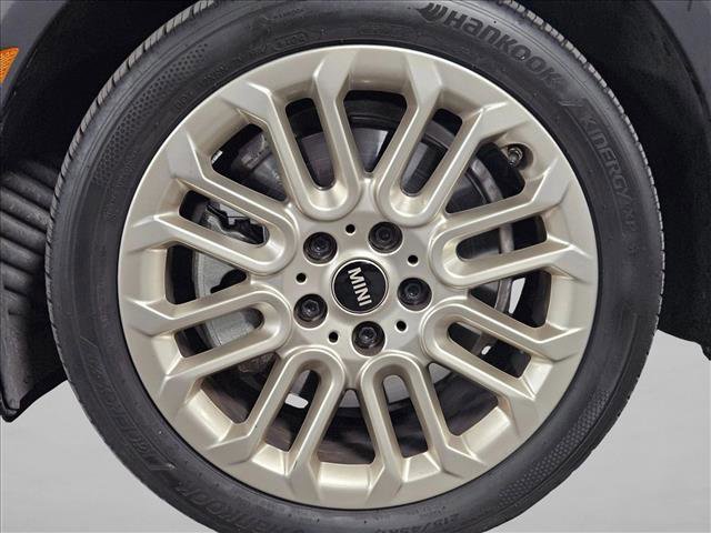 Certified 2025 MINI Cooper S image 21