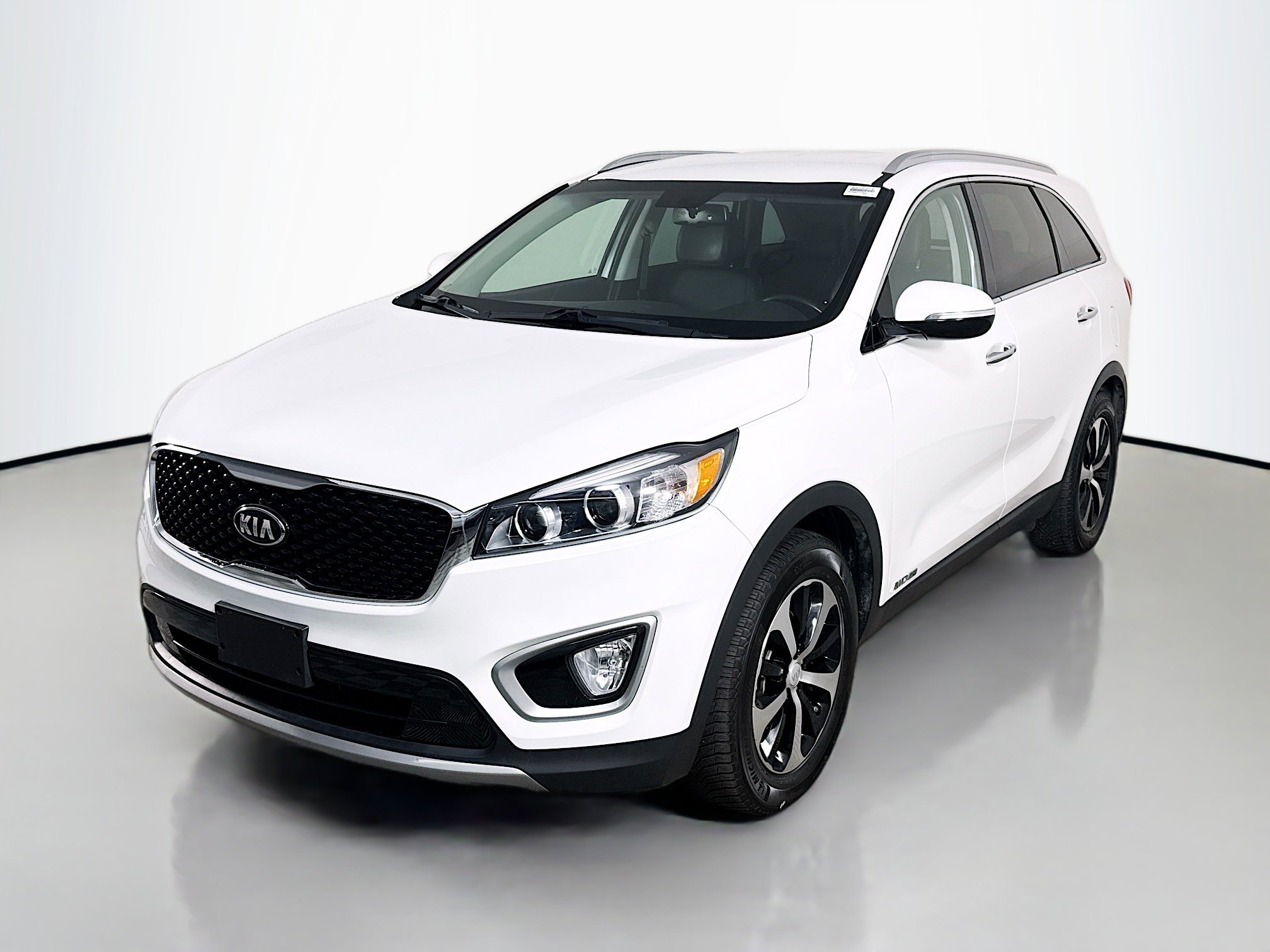 Used 2017 Kia Sorento EX image 4