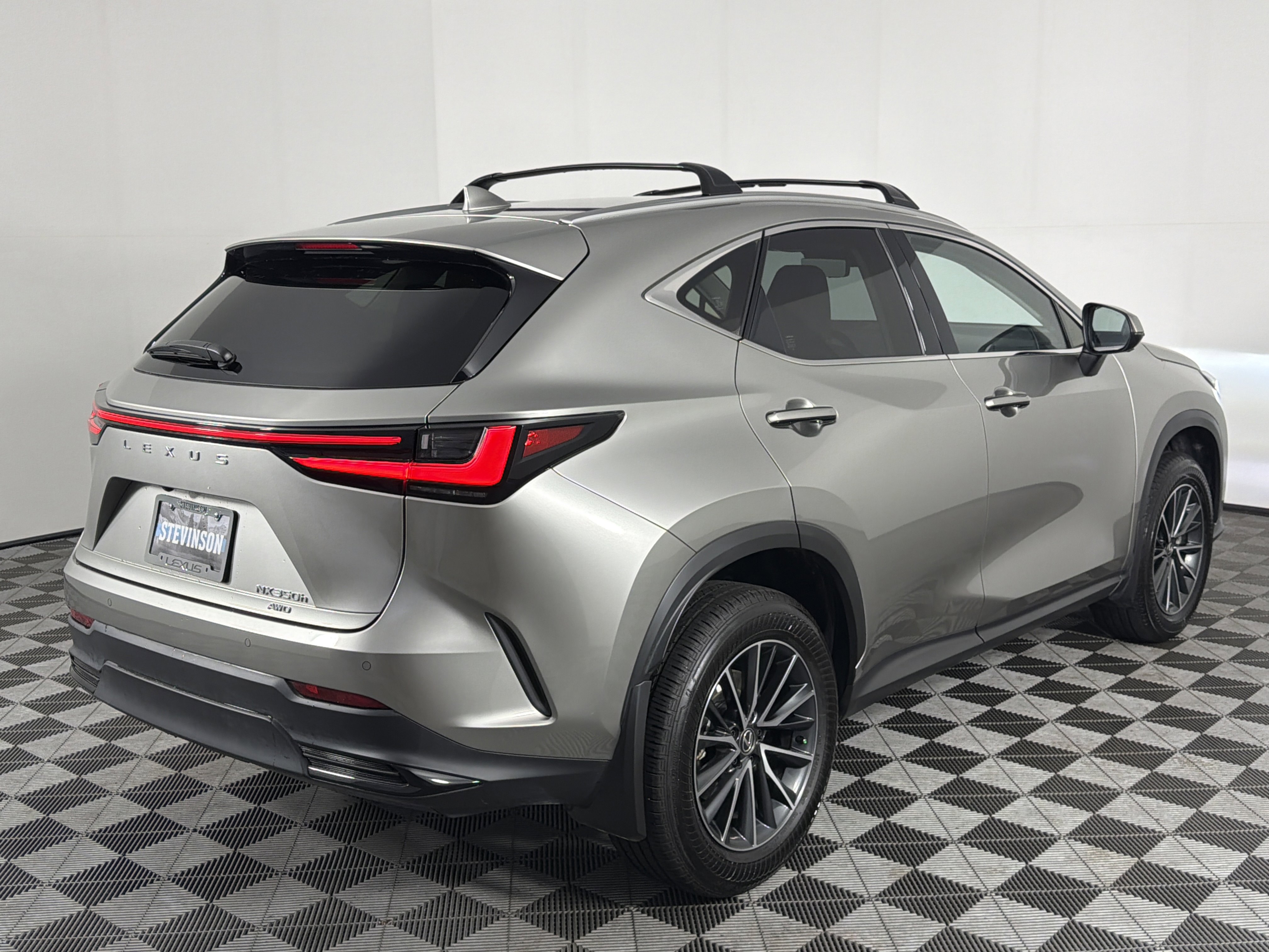 Used 2025 Lexus NX 350h AWD w/ Accessory Package (2T) image 26