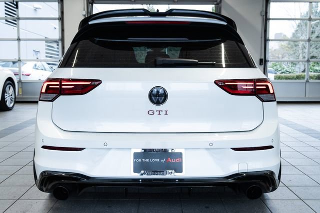 Used 2022 Volkswagen GTI SE FWD image 5