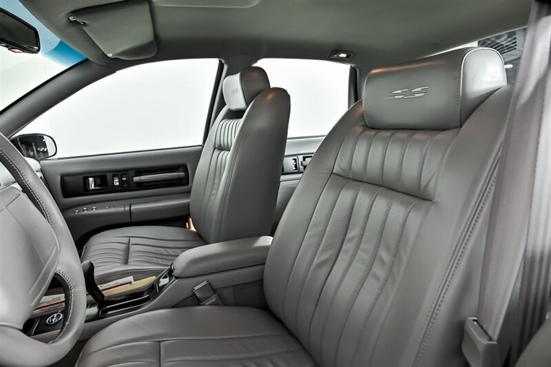 Used 1996 Chevrolet Impala SS RWD image 18