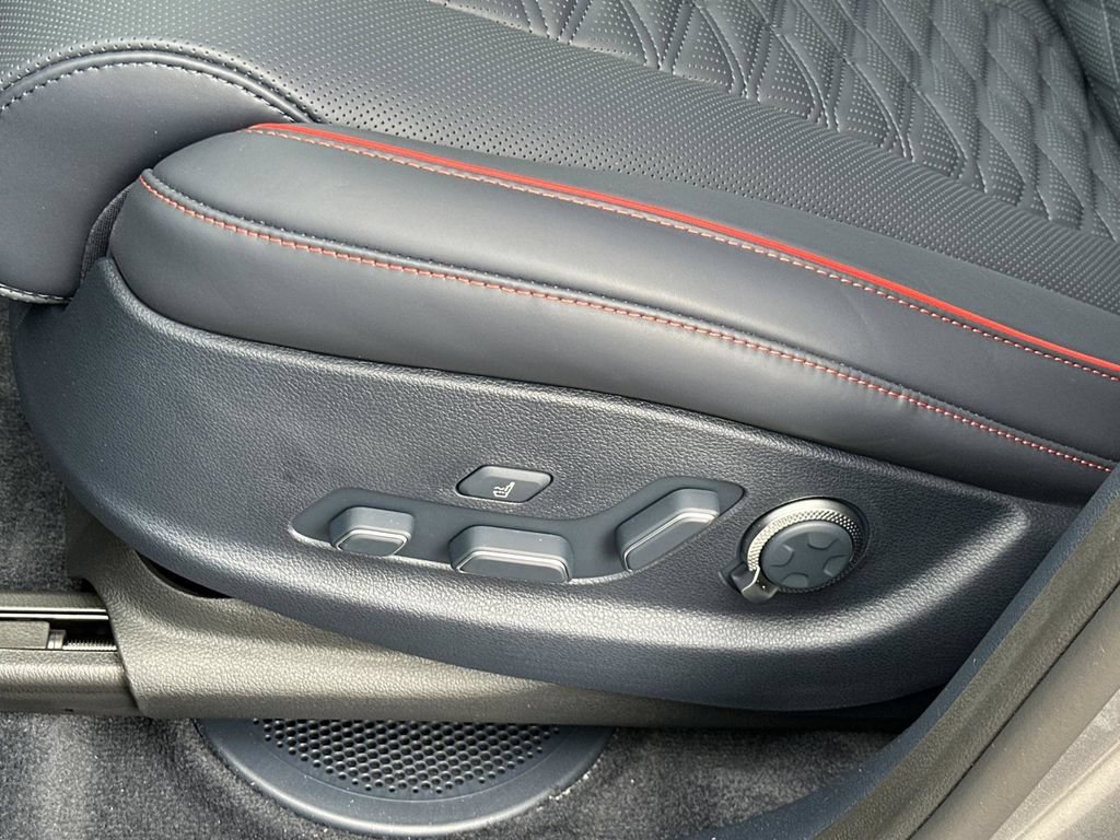 New 2026 Genesis GV80 3.5T e-SC AWD/4WD image 10