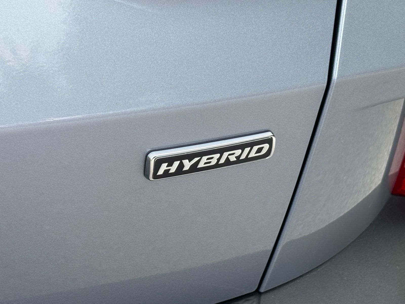 Used 2022 Ford Escape Titanium FWD image 11