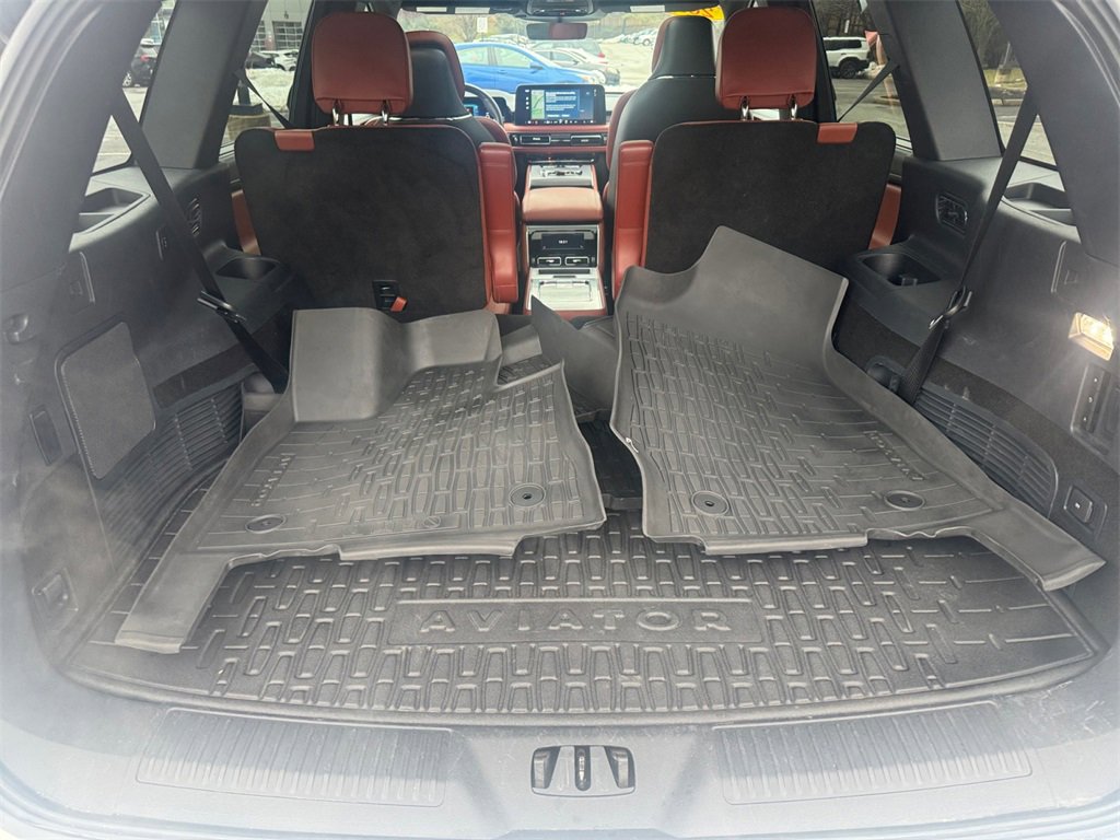 Used 2025 Lincoln Aviator Reserve w/ Equipment Group 201A image 30