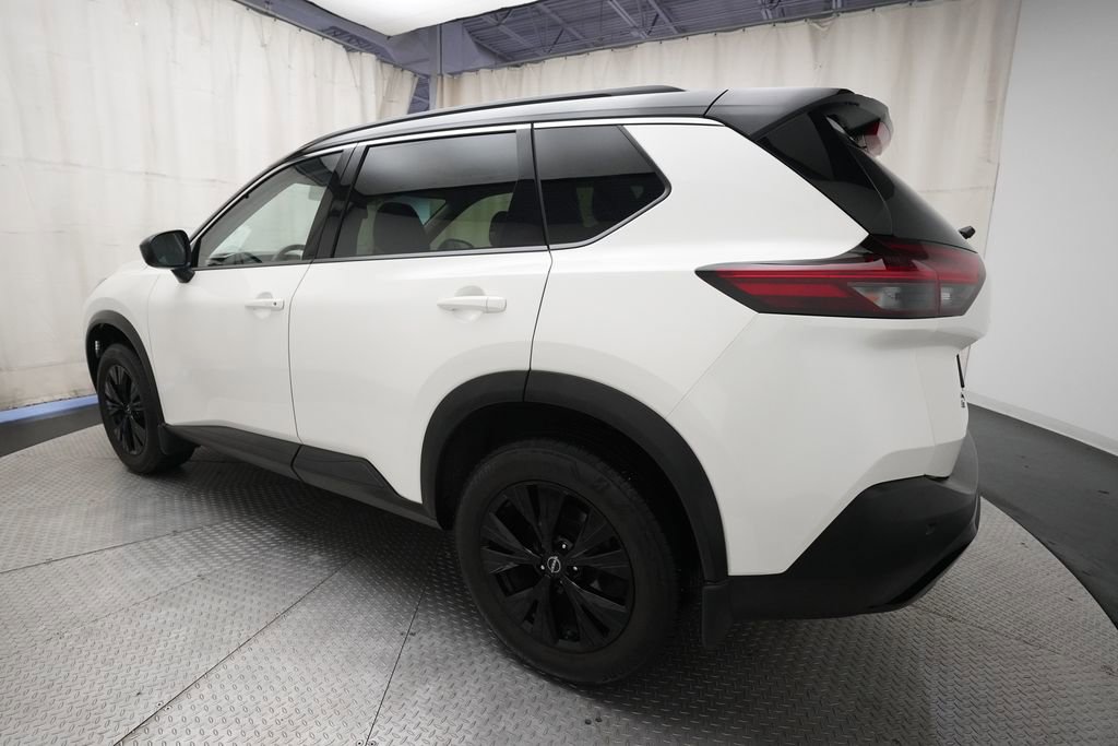 Certified 2023 Nissan Rogue SV w/ SV Premium B Package AWD/4WD image 34