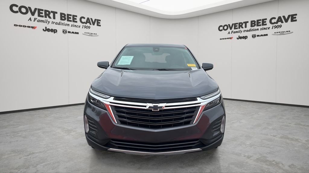 Used 2023 Chevrolet Equinox LT image 2