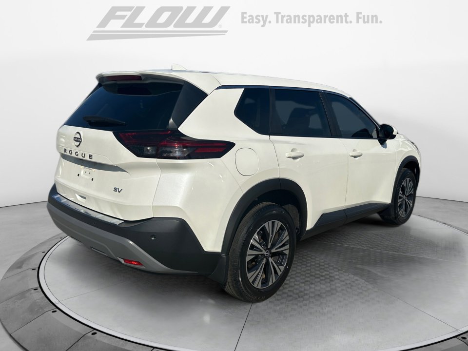 Used 2023 Nissan Rogue SV image 9