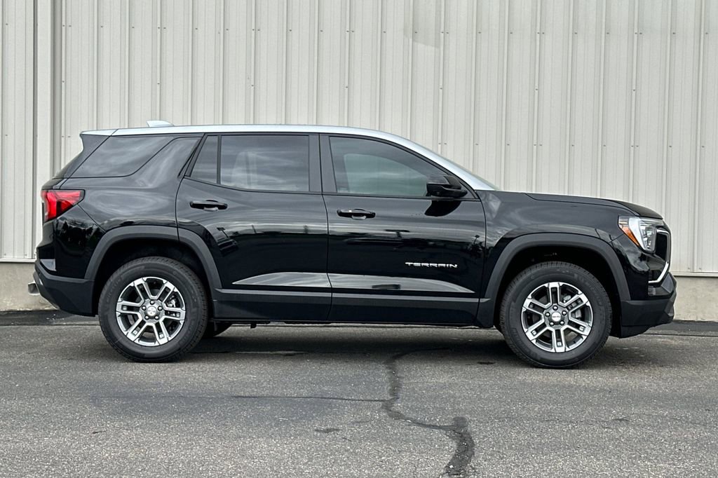 New 2026 GMC Terrain Elevation w/ Technology Package II AWD/4WD image 3