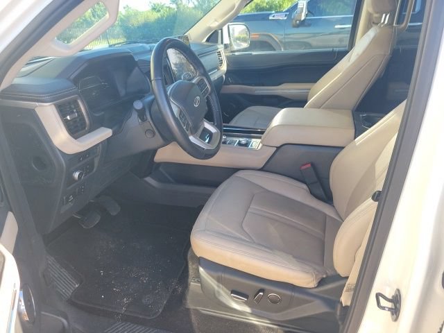 Used 2022 Ford Expedition Max Limited AWD/4WD image 7
