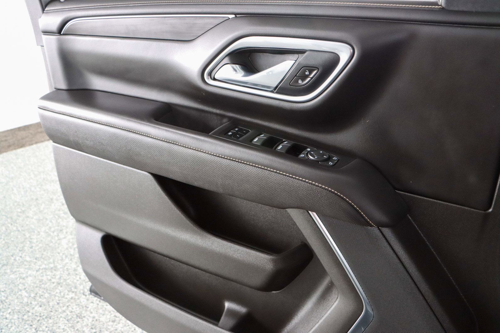 Used 2021 GMC Yukon SLT image 26