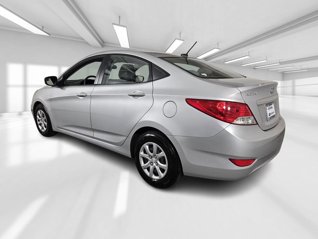 Used 2014 Hyundai Accent GLS image 5