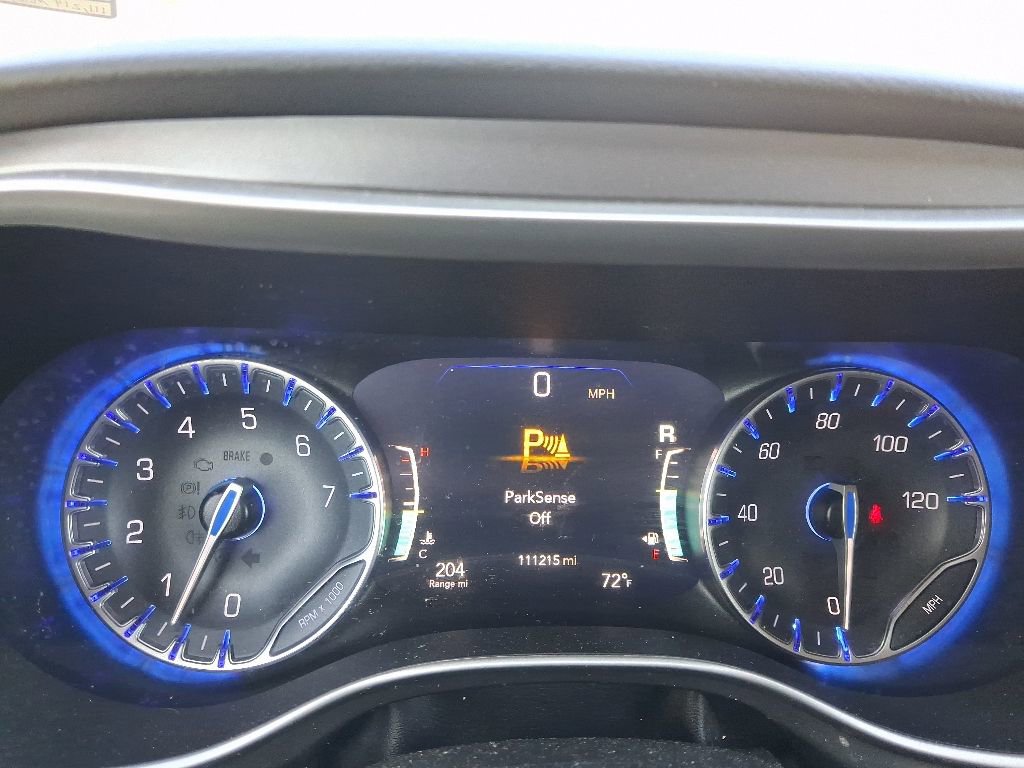 Used 2022 Chrysler Pacifica Touring-L FWD image 29