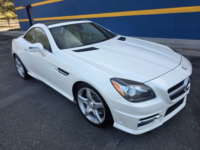 Used 2015 Mercedes-Benz SLK 250 w/ Premium Package image 3