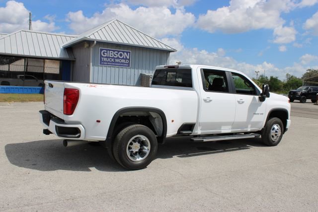 Used 2025 Chevrolet Silverado 3500 LT image 12