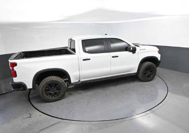 Used 2022 Chevrolet Silverado 1500 ZR2 w/ Technology Package AWD/4WD image 37