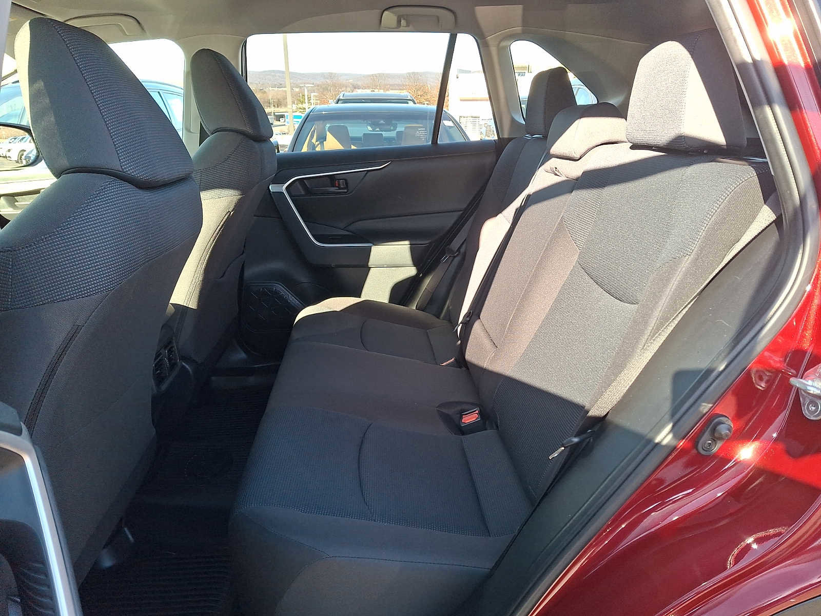 Used 2023 Toyota RAV4 LE image 8