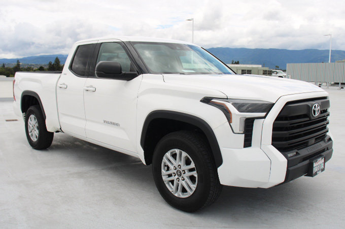 Used 2023 Toyota Tundra SR5 w/ SR5 Premium Package AWD/4WD image 2