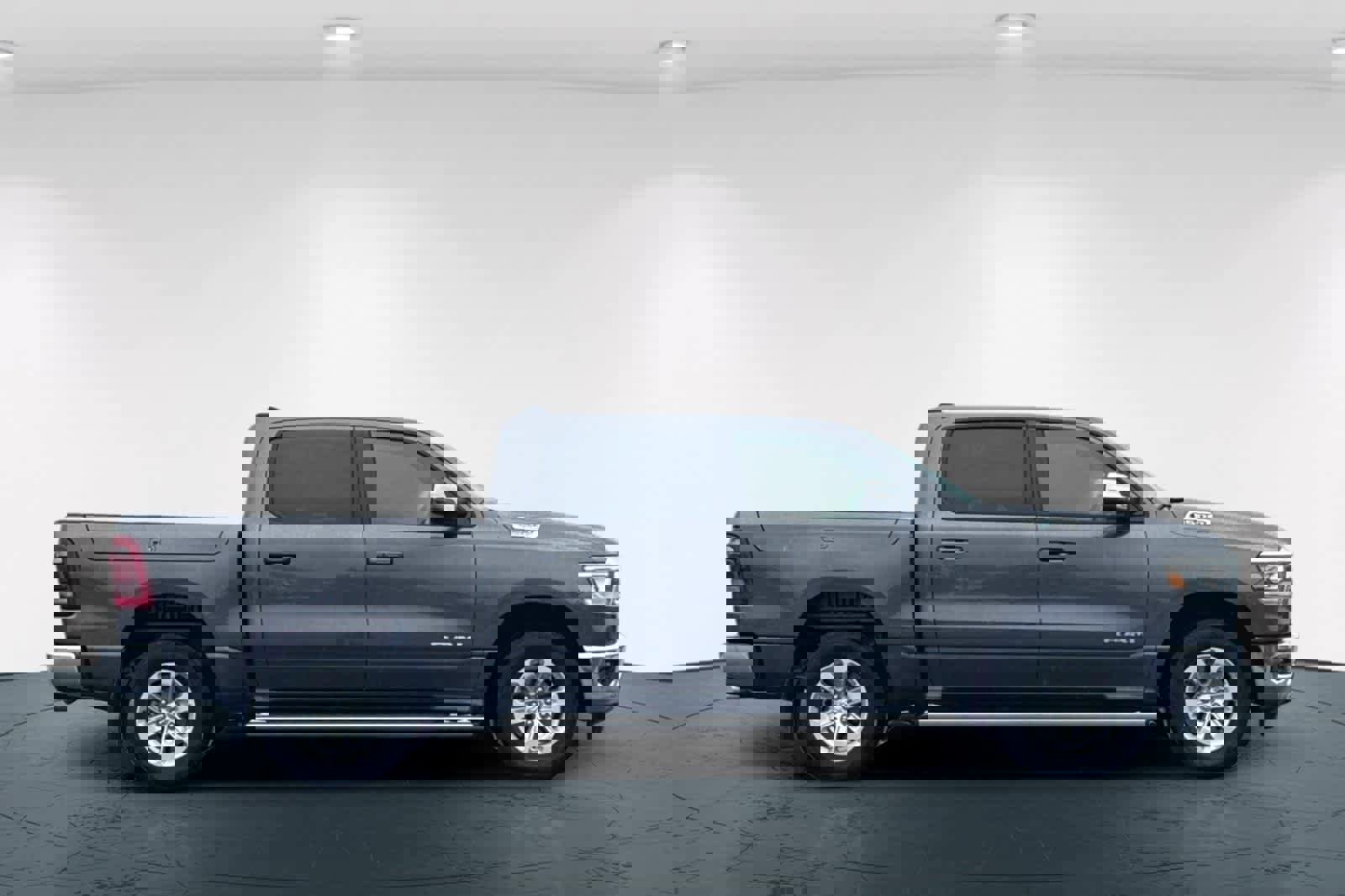 Used 2024 RAM 1500 Laramie image 6