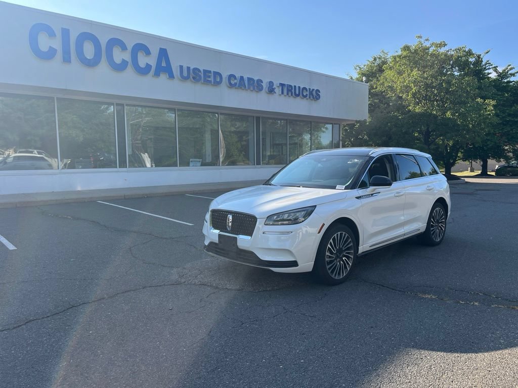 Used 2022 Lincoln Corsair AWD w/ Premium Package image 1