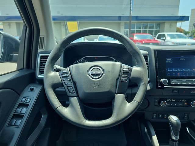 Used 2024 Nissan Frontier SV w/ SV Convenience Package RWD image 16
