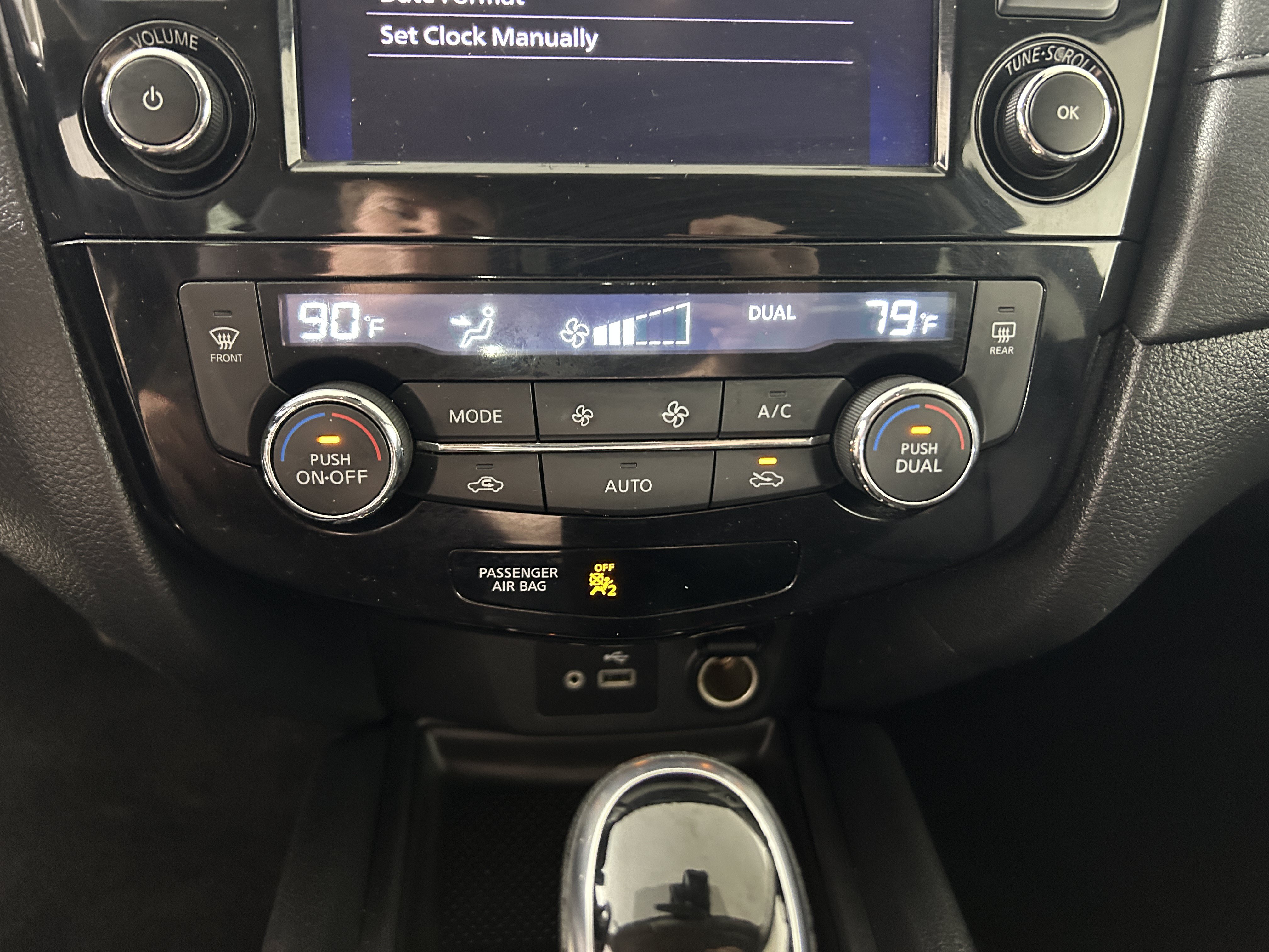 Used 2020 Nissan Rogue SV AWD/4WD image 21