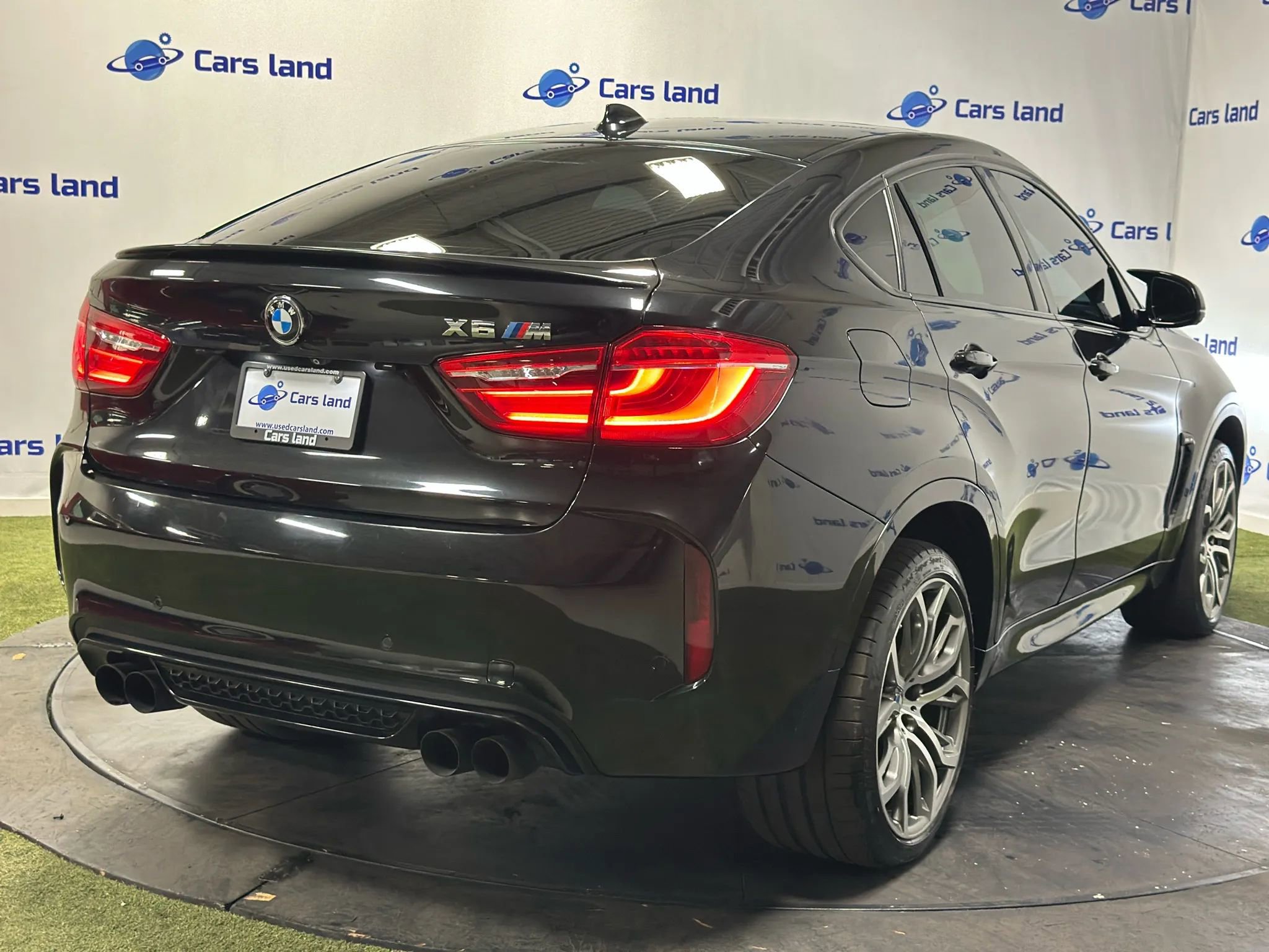 Used 2015 BMW X6 M Sport Utility 4D image 4