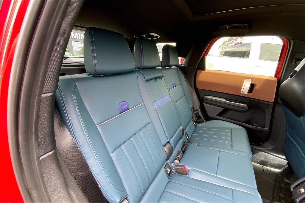 Certified 2025 MINI Cooper Countryman S w/ Comfort Package Max image 28